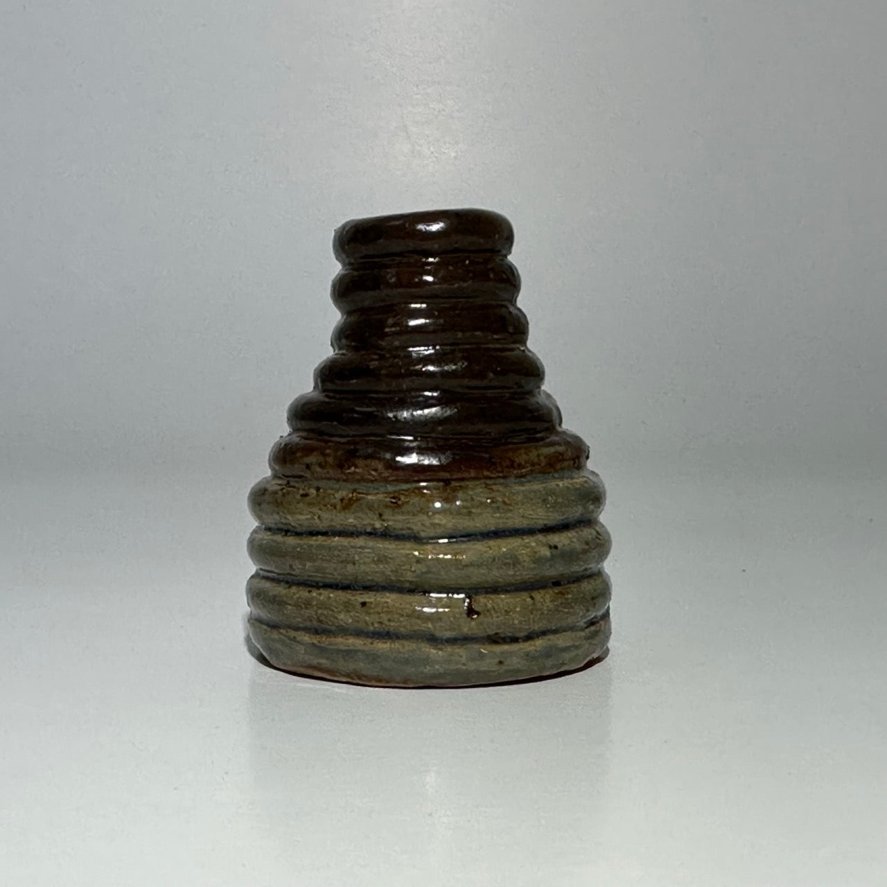 GAX | Mini Ceramic Vase - Akumaangst